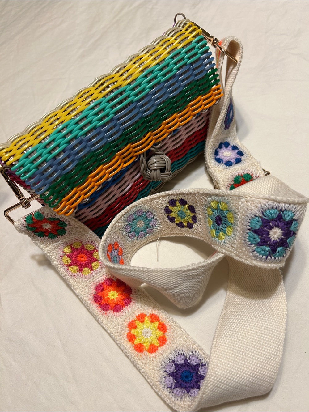 The Lilley Line Multicolor Wicker Crossbody Bag with Embroidered Strap - Picture 5 of 12